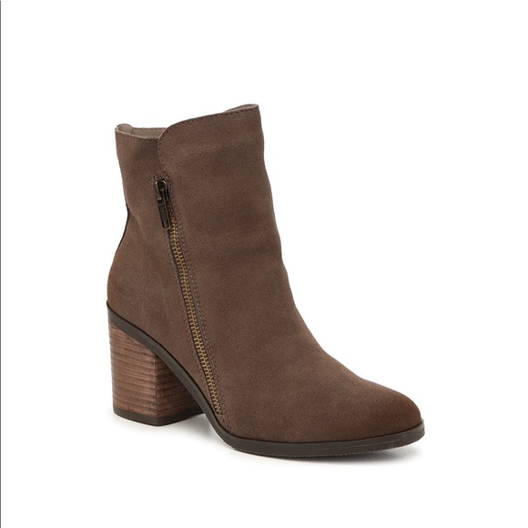 SUNNY BOOTIE- by Crown Vintage